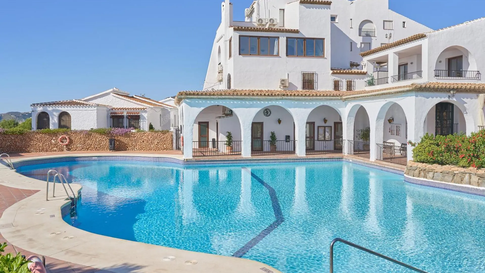 Casa Naranjos Capistrano Nerja Villa